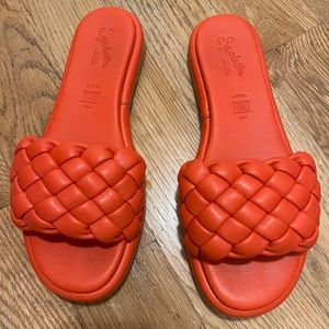 Seychelles Bellissima Slides